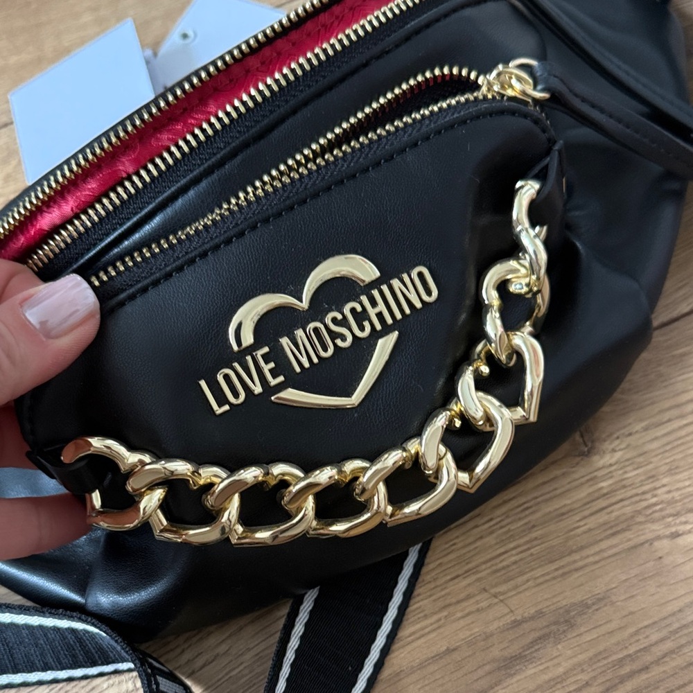 Love Moschino Black Belt Bag with Gold Chain - Picture 3 of 7